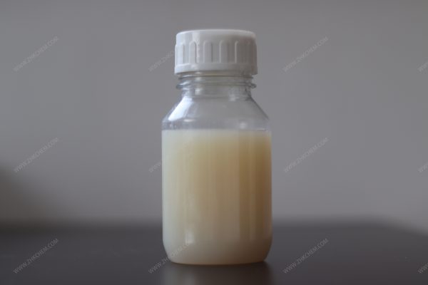 Water oil and soil repellent agent